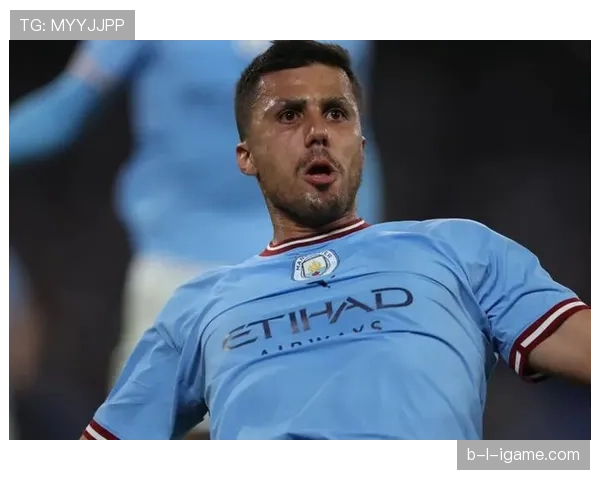 曼城以罗德里为核心重塑中场，战术升级与未来策略引发关注