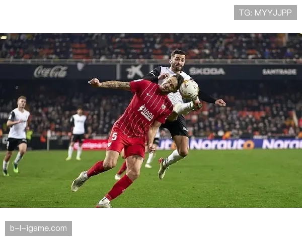 皇马从争冠领跑到追赶者，近期表现波动是否影响赛季走势